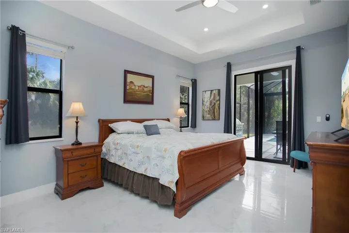 610  25th NW AVE, Naples, FL 34120