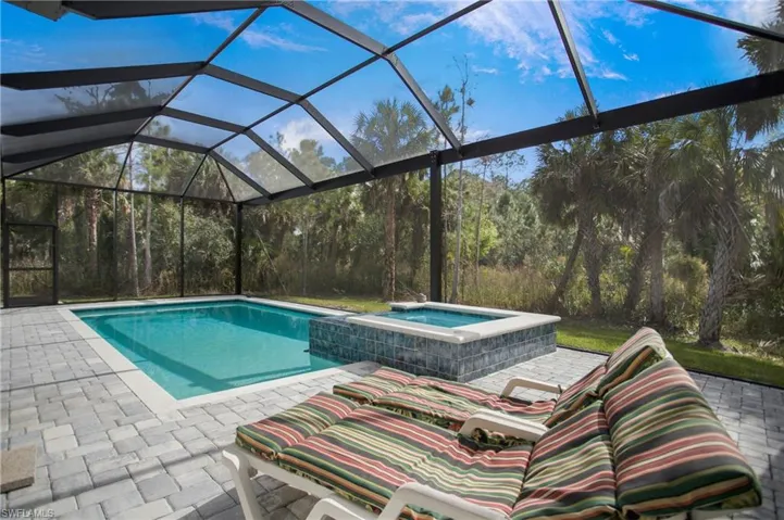610  25th NW AVE, Naples, FL 34120