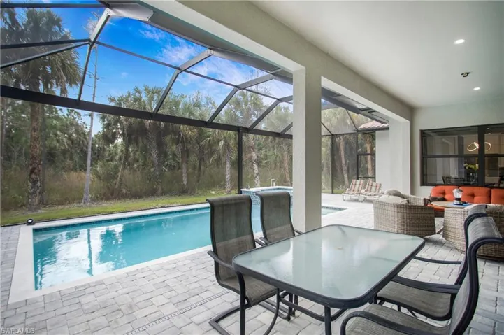 610  25th NW AVE, Naples, FL 34120