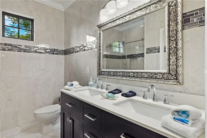 2nd Master Bathroom