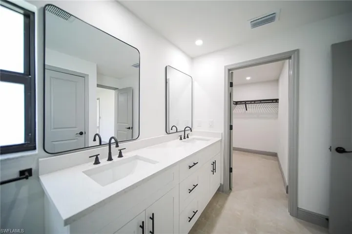 1407 E 15th St, Lehigh Acres, Florida 33972