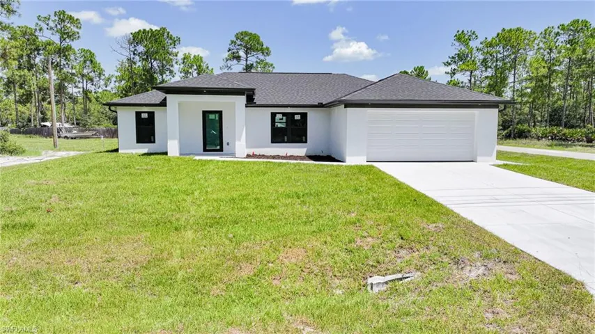 1407 E 15th St, Lehigh Acres, Florida 33972