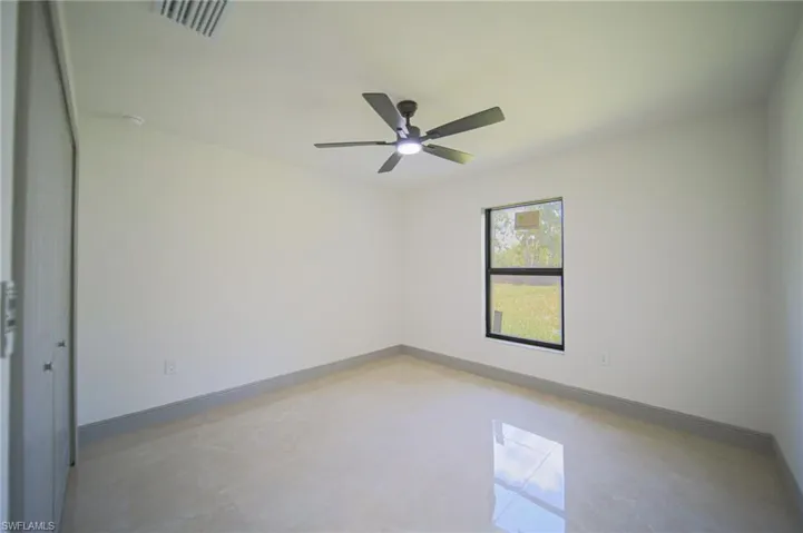 1407 E 15th St, Lehigh Acres, Florida 33972