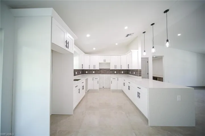 1407 E 15th St, Lehigh Acres, Florida 33972