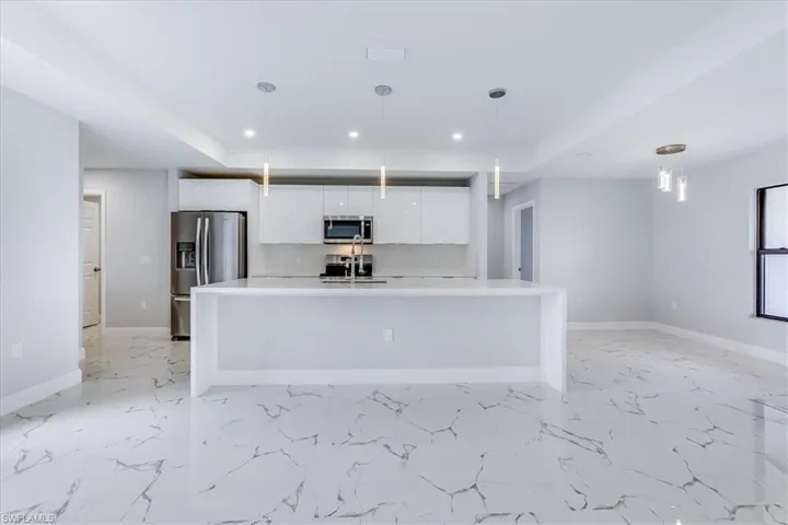 4165 Nw 40th Ave, Cape Coral Fl 33993