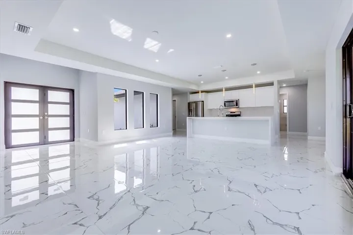 4165 Nw 40th Ave, Cape Coral Fl 33993
