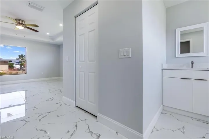 ensuite bath