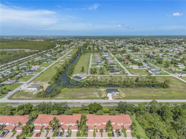 3331 Dandolo Cir, Cape Coral, Florida 33909