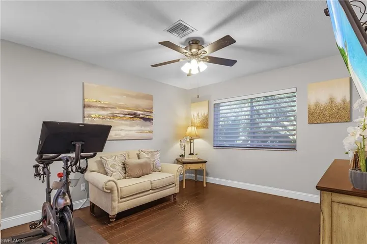 3331 Dandolo Cir, Cape Coral, Florida 33909