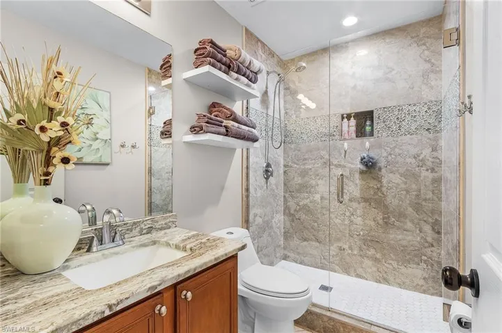 3331 Dandolo Cir, Cape Coral, Florida 33909
