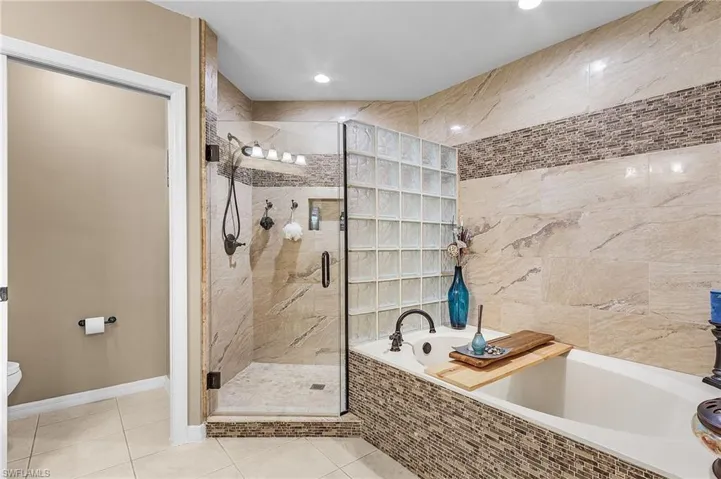 3331 Dandolo Cir, Cape Coral, Florida 33909