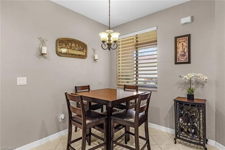3331 Dandolo Cir, Cape Coral, Florida 33909