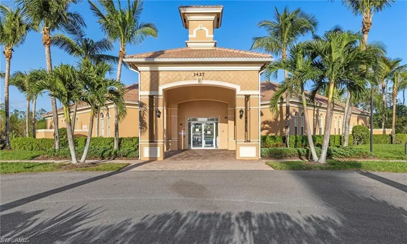 3331 Dandolo Cir, Cape Coral, Florida 33909