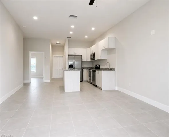 3313 Sw 8th Pl #205, Cape Coral, Florida 33914