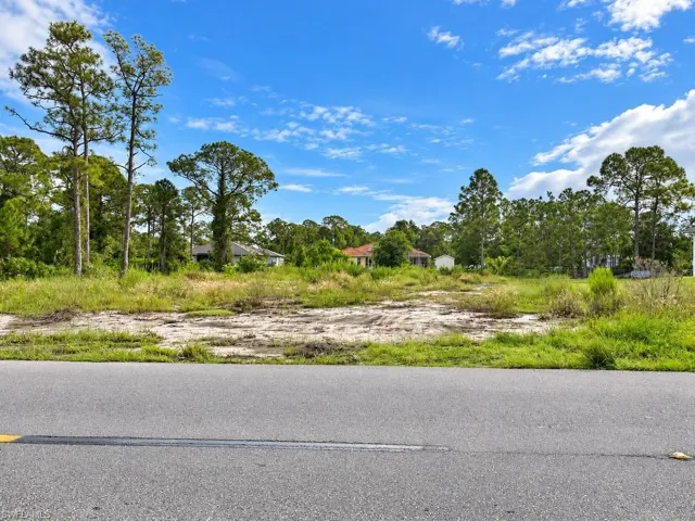 908 Williams Ave, Lehigh Acres, Florida 33972