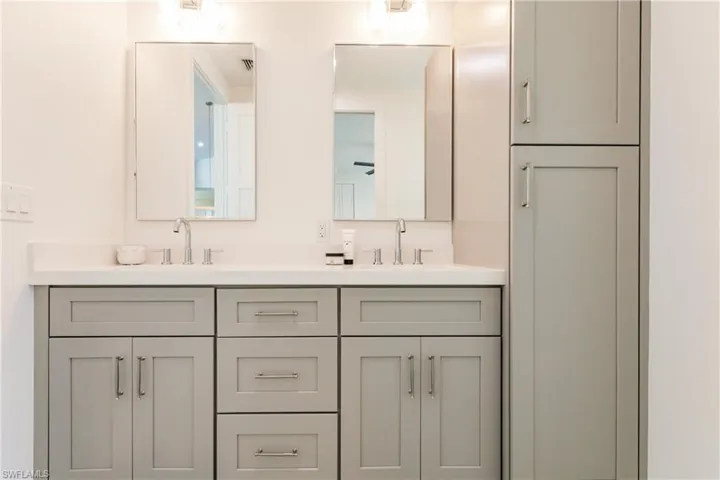 739 98th Ave N, Naples Fl 34108