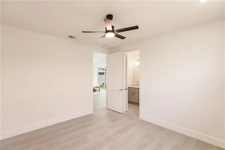 739 98th Ave N, Naples Fl 34108