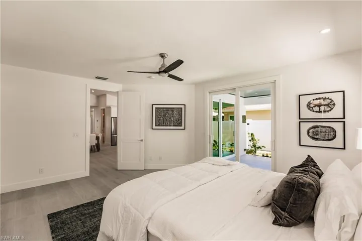 739 98th Ave N, Naples Fl 34108
