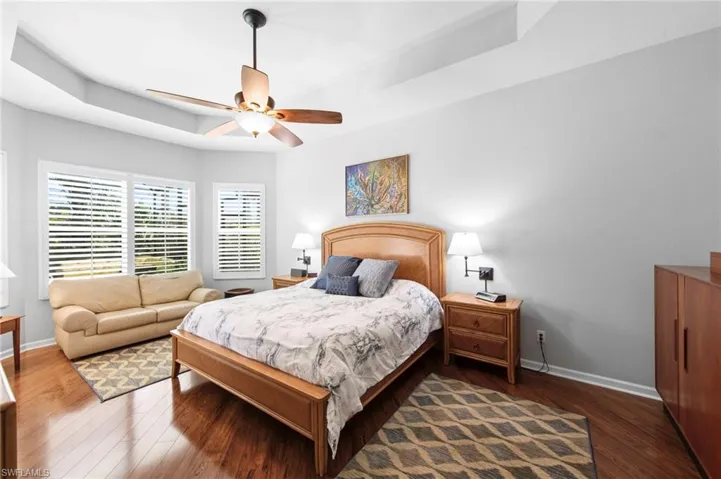 8215  Potomac  LN, Naples, FL 34104