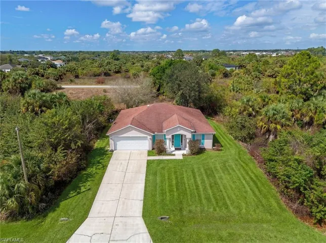 Aerial view of property and surrounding area