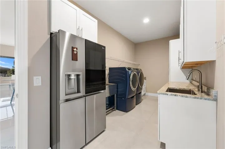 Butlers Pantry / Laundry Room w/ 2 Sinks, Additional Full Size Fridge & Quartzite Counters