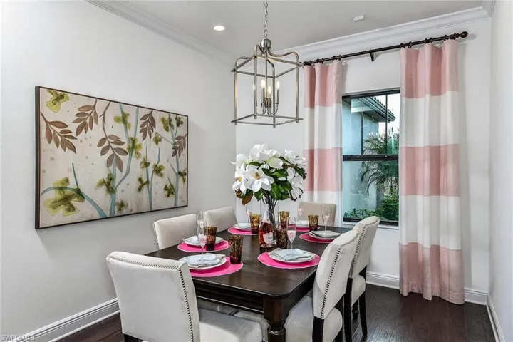 4637  Centaurus  CIR, Naples, FL 34120