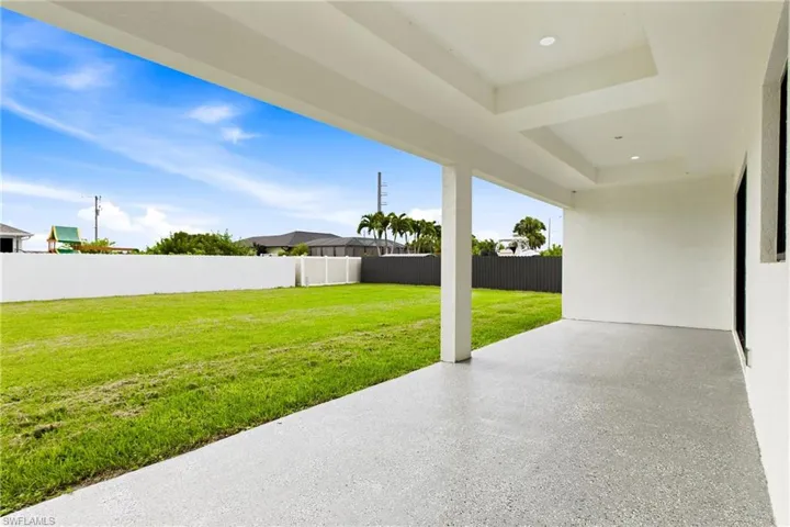 143 Nelson Rd N, Cape Coral, Florida 33993