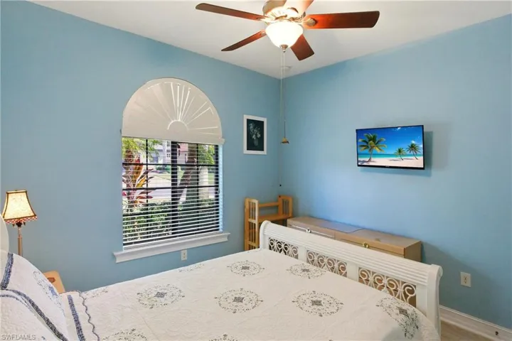 Bedroom with ceiling fan