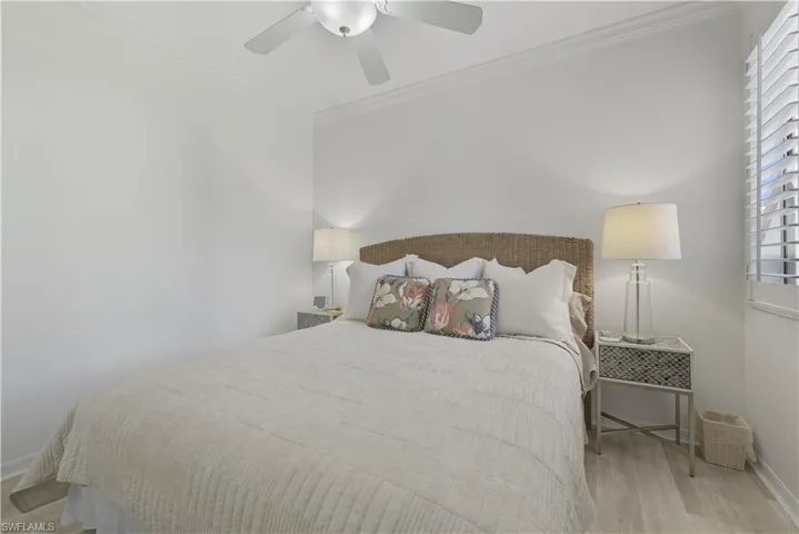 7040  Pelican Bay  BLVD, Naples, FL 34108