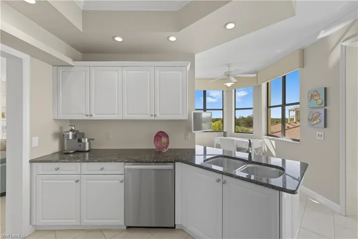7040  Pelican Bay  BLVD, Naples, FL 34108