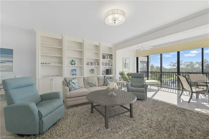7040  Pelican Bay  BLVD, Naples, FL 34108