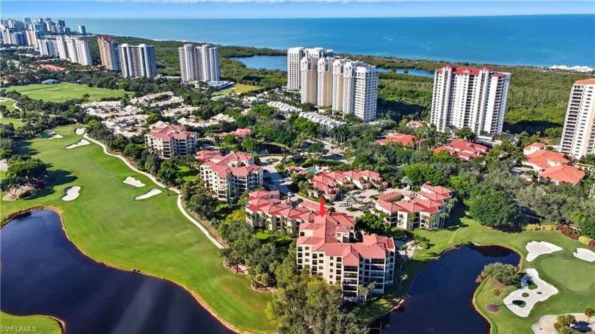 7040  Pelican Bay  BLVD, Naples, FL 34108