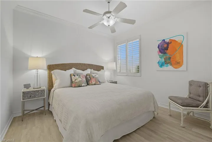 7040  Pelican Bay  BLVD, Naples, FL 34108