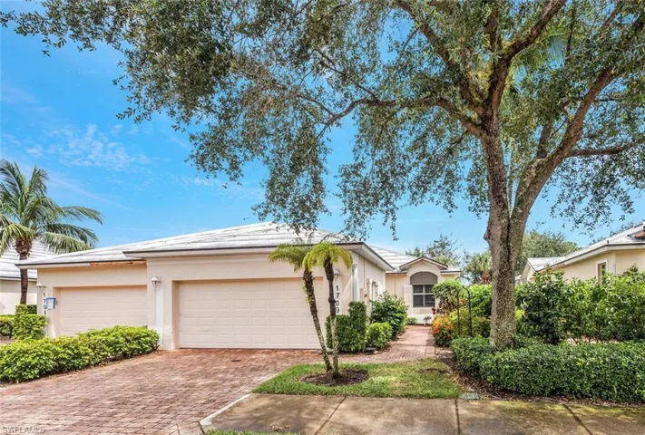 1709  Tarpon Bay S DR, Naples, FL 34119