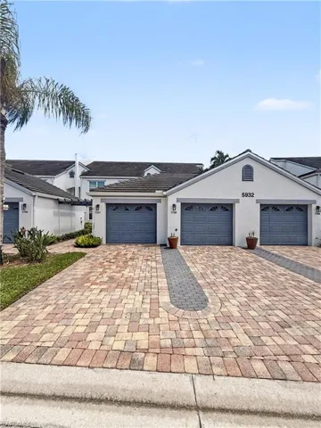 5932 Sand Wedge Ln 1708, Naples, Florida 34110