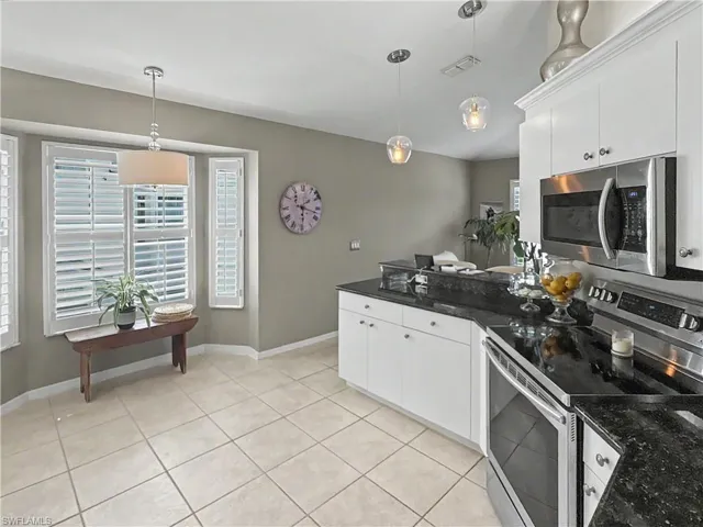 5932 Sand Wedge Ln 1708, Naples, Florida 34110