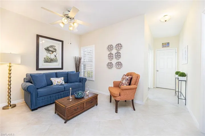 823  Tanbark  DR, Naples, FL 34108
