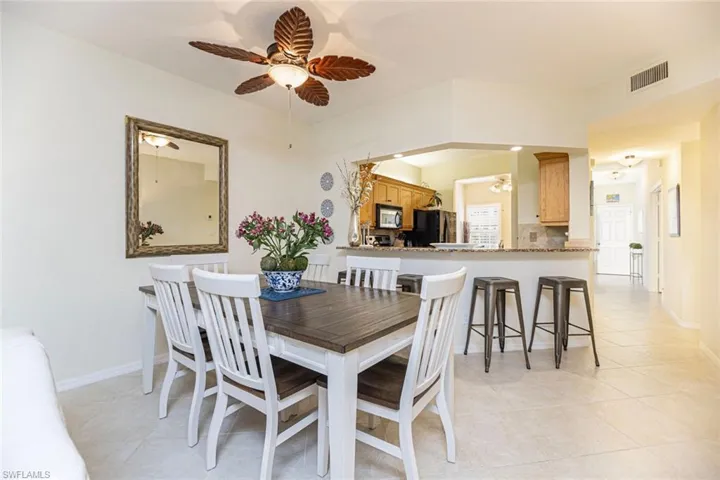 823  Tanbark  DR, Naples, FL 34108