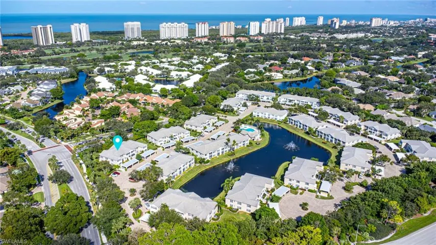 823  Tanbark  DR, Naples, FL 34108