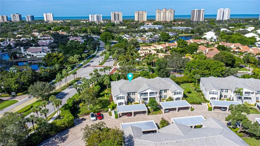 823  Tanbark  DR, Naples, FL 34108