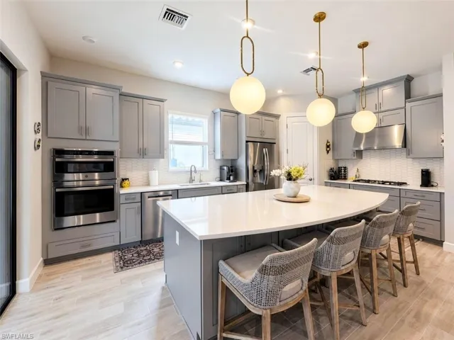 8174 Lucello Ter S, Naples, Florida 34114