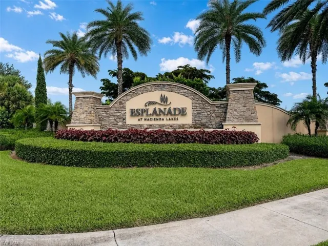 8174 Lucello Ter S, Naples, Florida 34114