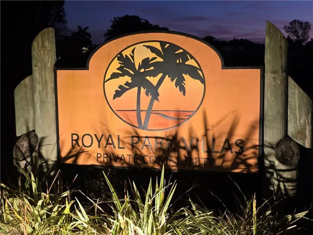 1  Knights Bridge  RD, Naples, FL 34112