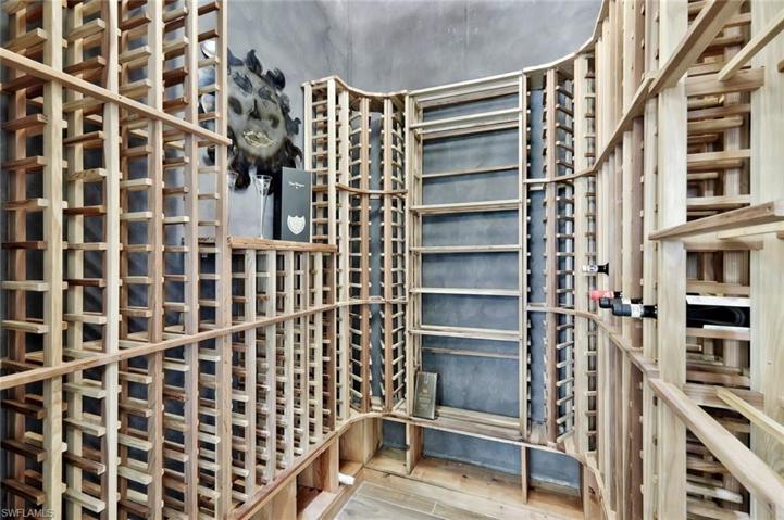 Climate-Controlled 500-Bottle Wine Room