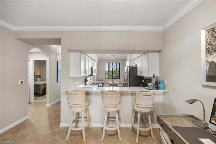 9830  Giaveno  CIR, Naples, FL 34113