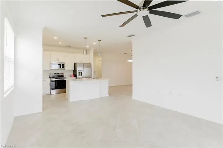 5527  Double Eagle  CIR, Ave Maria, FL 34142