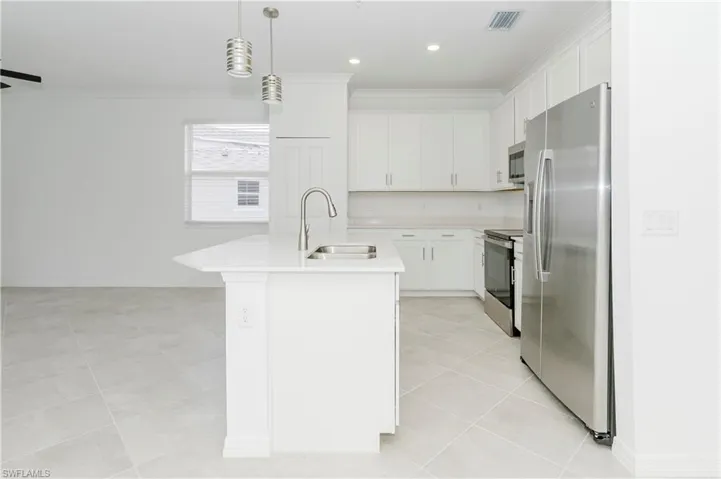 5527  Double Eagle  CIR, Ave Maria, FL 34142