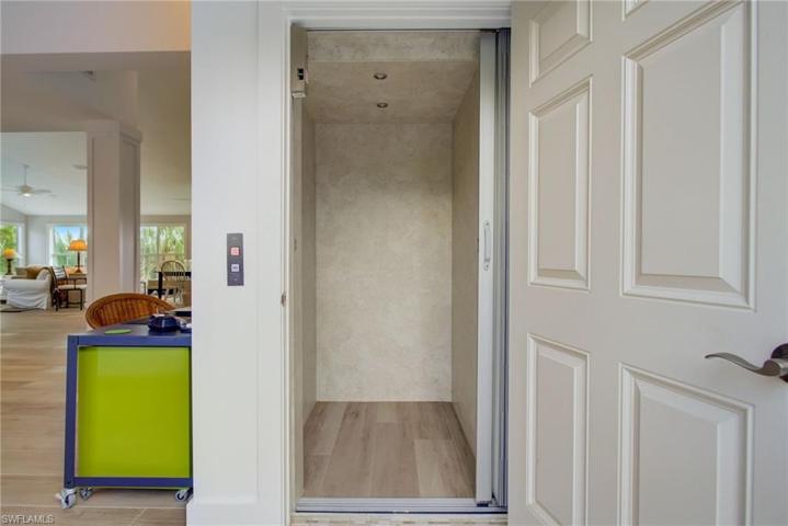 Private Elevator
