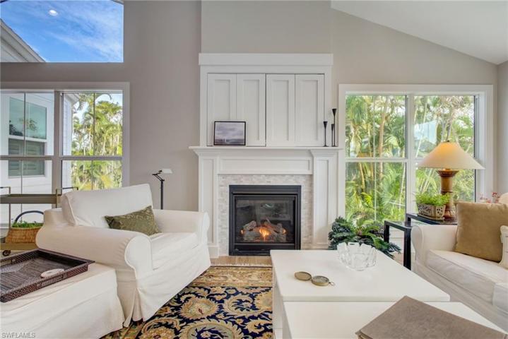 Living Room w/ Fireplace