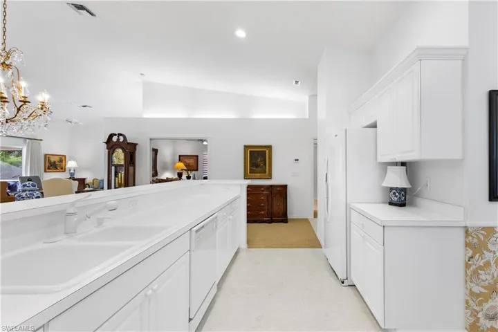 25161 Golf Lake Cir, Bonita Springs Fl 34135